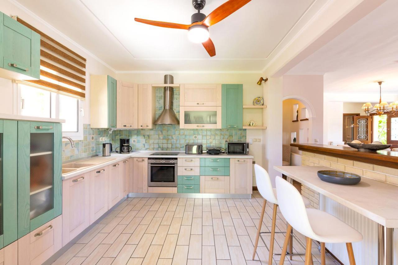 Villa St. Nicholas House&Guest Apart. Dassia  Extérieur photo